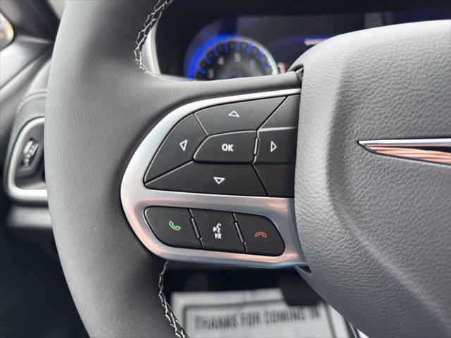 new 2025 Chrysler Pacifica car, priced at $45,725