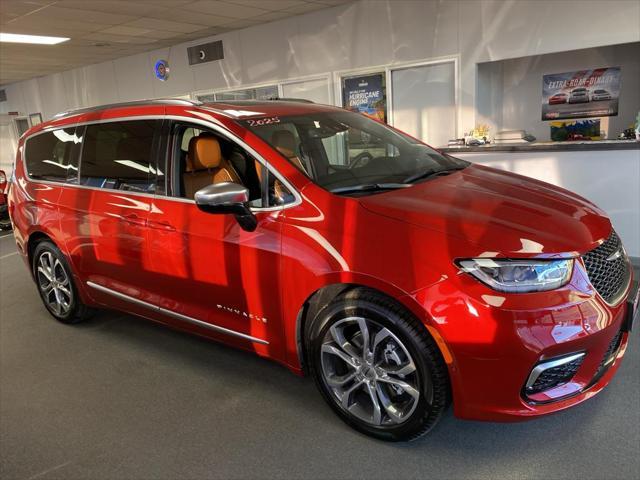 new 2025 Chrysler Pacifica car, priced at $57,620