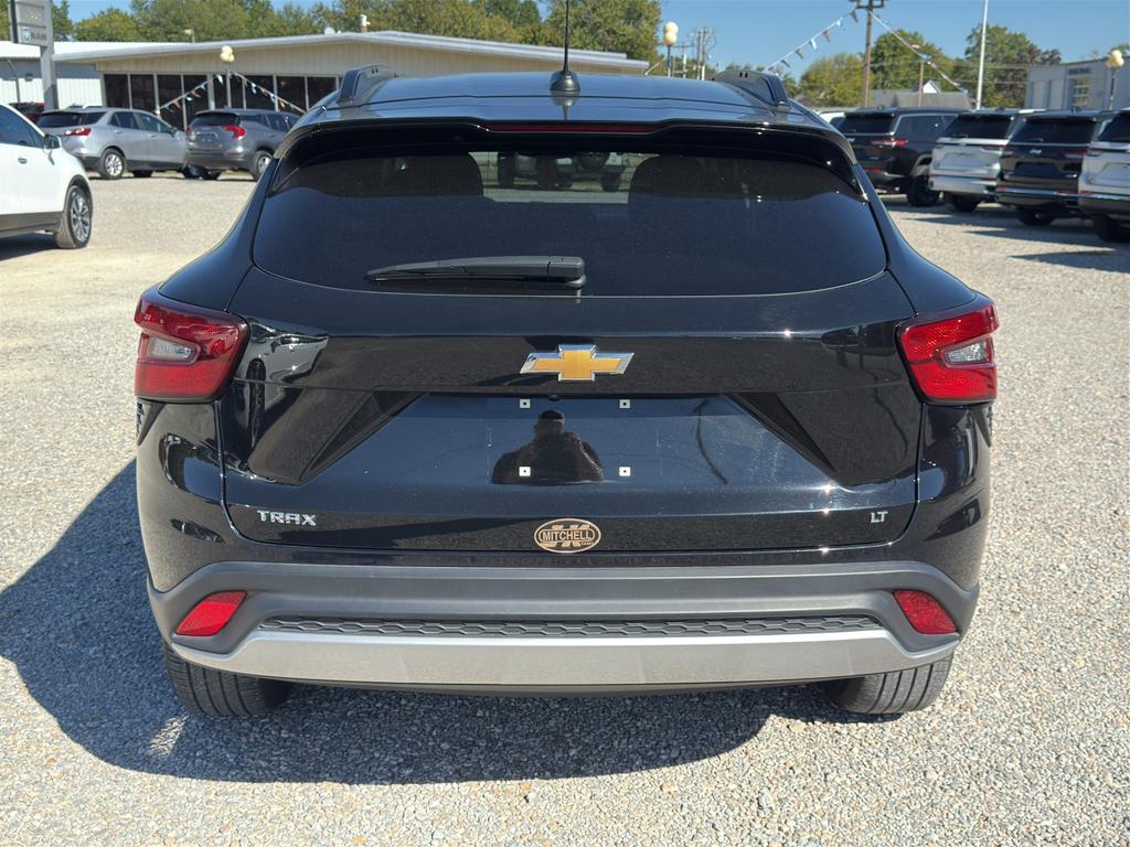 used 2024 Chevrolet Trax car, priced at $21,900