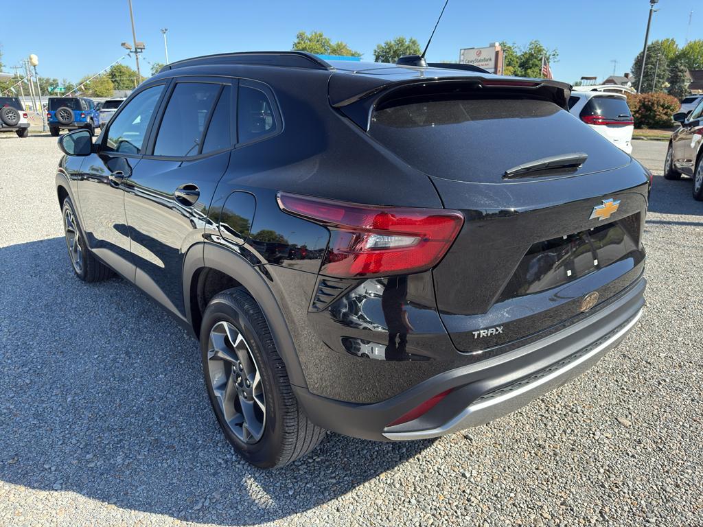 used 2024 Chevrolet Trax car, priced at $21,900