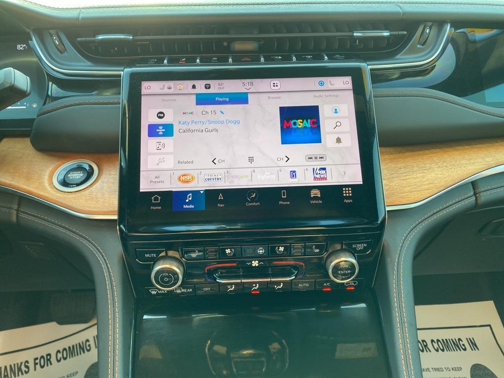 used 2022 Jeep Grand Cherokee car, priced at $38,980