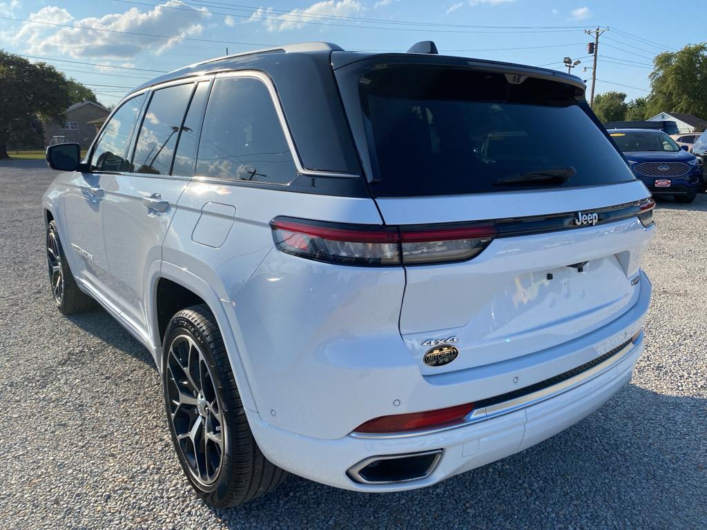 used 2022 Jeep Grand Cherokee car, priced at $38,980