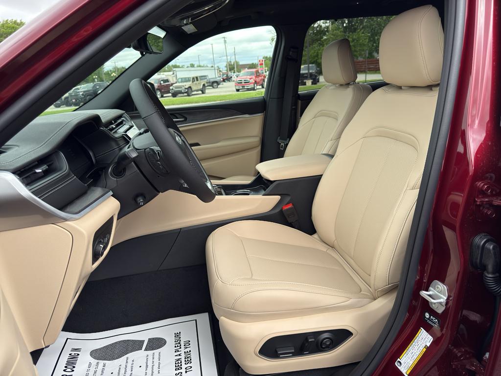 new 2025 Jeep Grand Cherokee L car, priced at $57,760