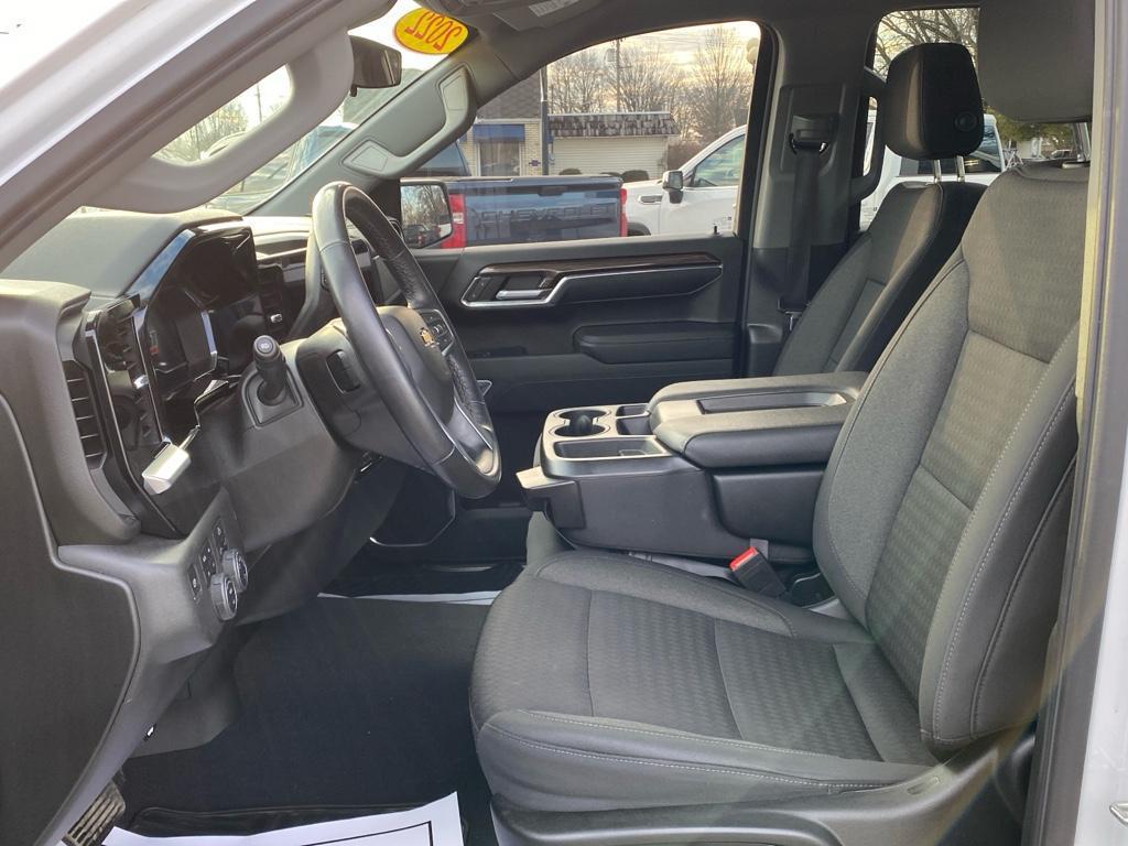 used 2022 Chevrolet Silverado 1500 car, priced at $39,989
