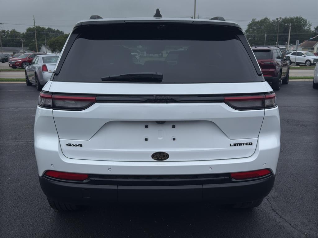 new 2025 Jeep Grand Cherokee car, priced at $55,060