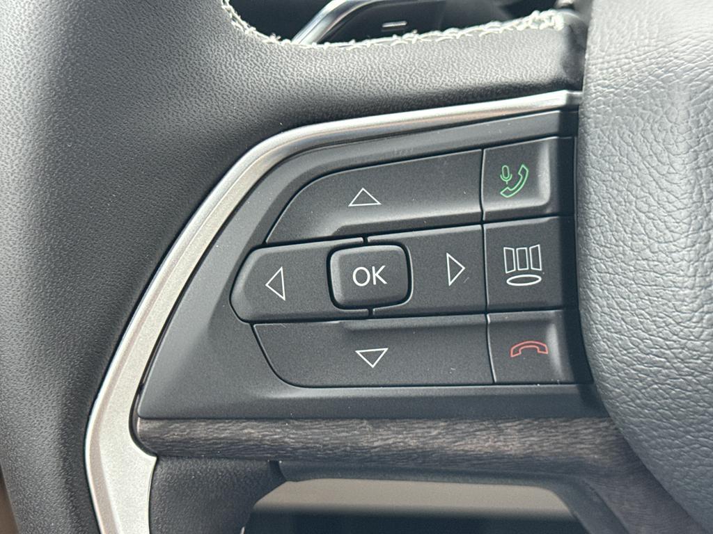 new 2025 Jeep Grand Cherokee car, priced at $55,060