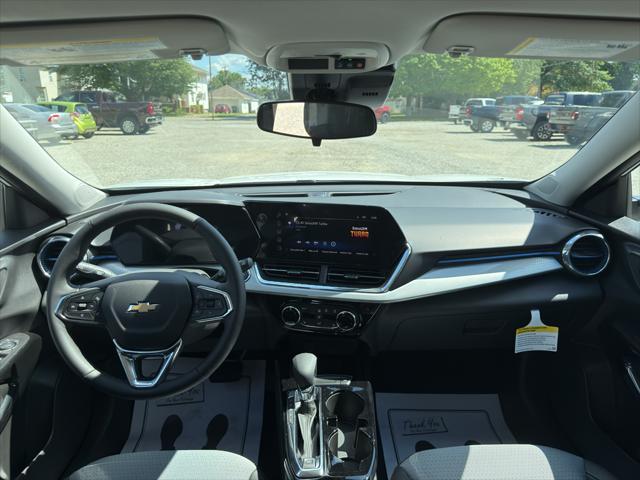 new 2025 Chevrolet Trax car, priced at $24,185
