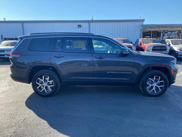 new 2025 Jeep Grand Cherokee L car, priced at $54,835