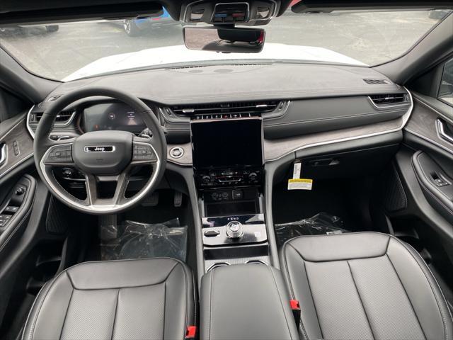 new 2025 Jeep Grand Cherokee car, priced at $55,065