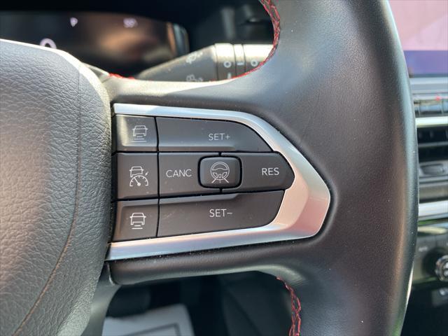 used 2022 Jeep Compass car, priced at $25,900