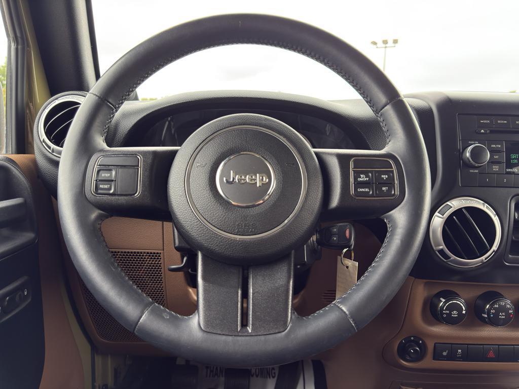used 2013 Jeep Wrangler Unlimited car, priced at $21,900