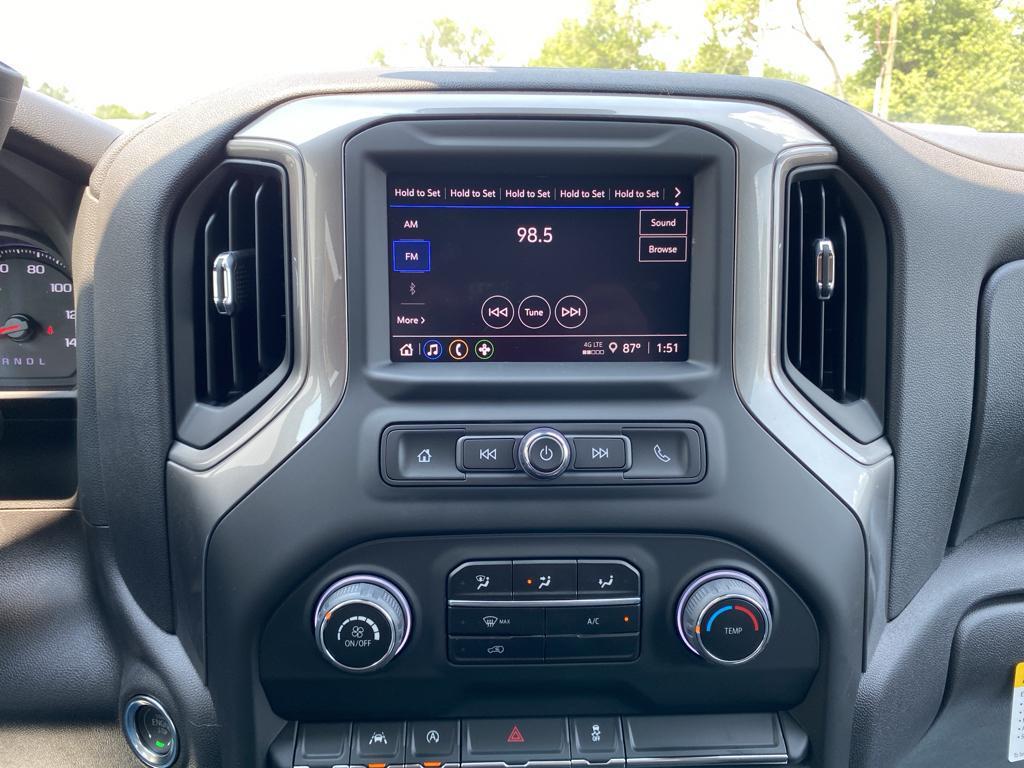 new 2024 Chevrolet Silverado 1500 car, priced at $44,220