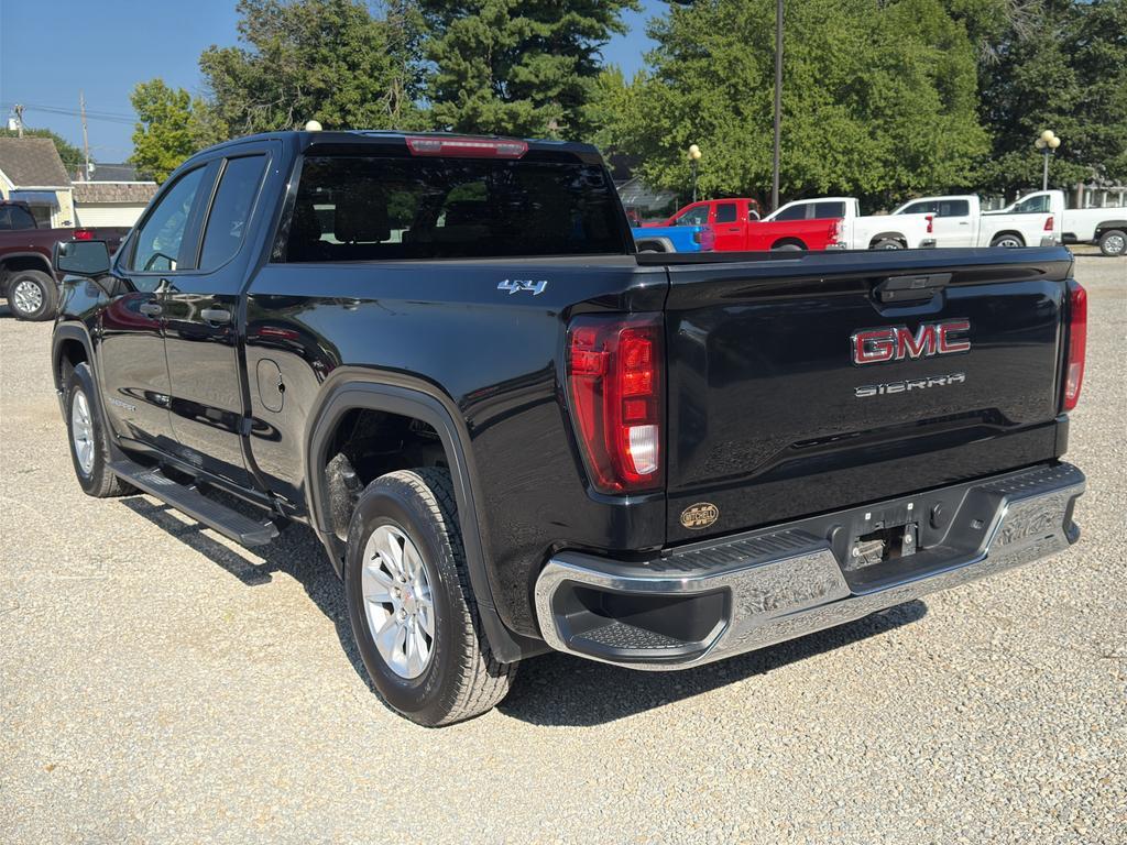used 2022 GMC Sierra 1500 car, priced at $38,900