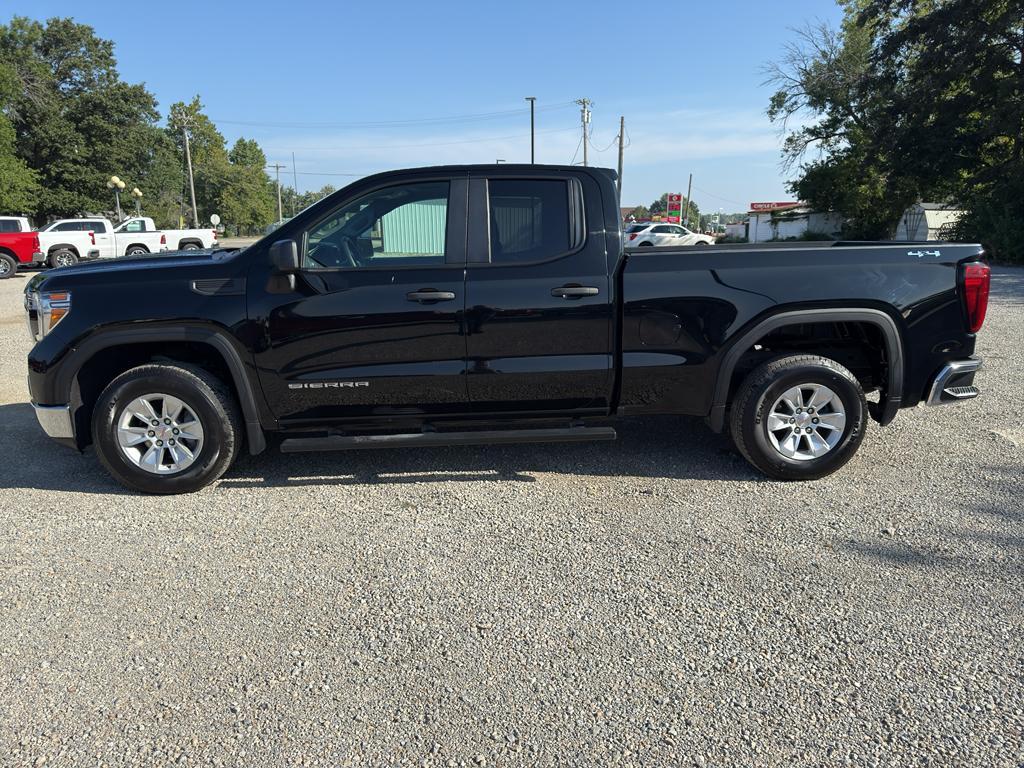used 2022 GMC Sierra 1500 car, priced at $38,900