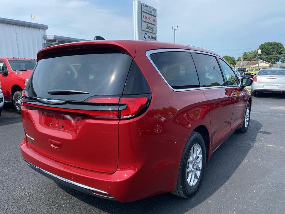 new 2024 Chrysler Pacifica car, priced at $49,835