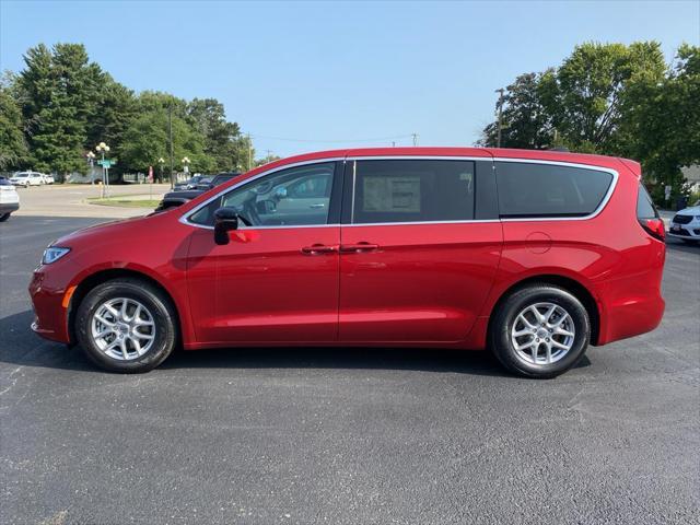 new 2024 Chrysler Pacifica car, priced at $43,995