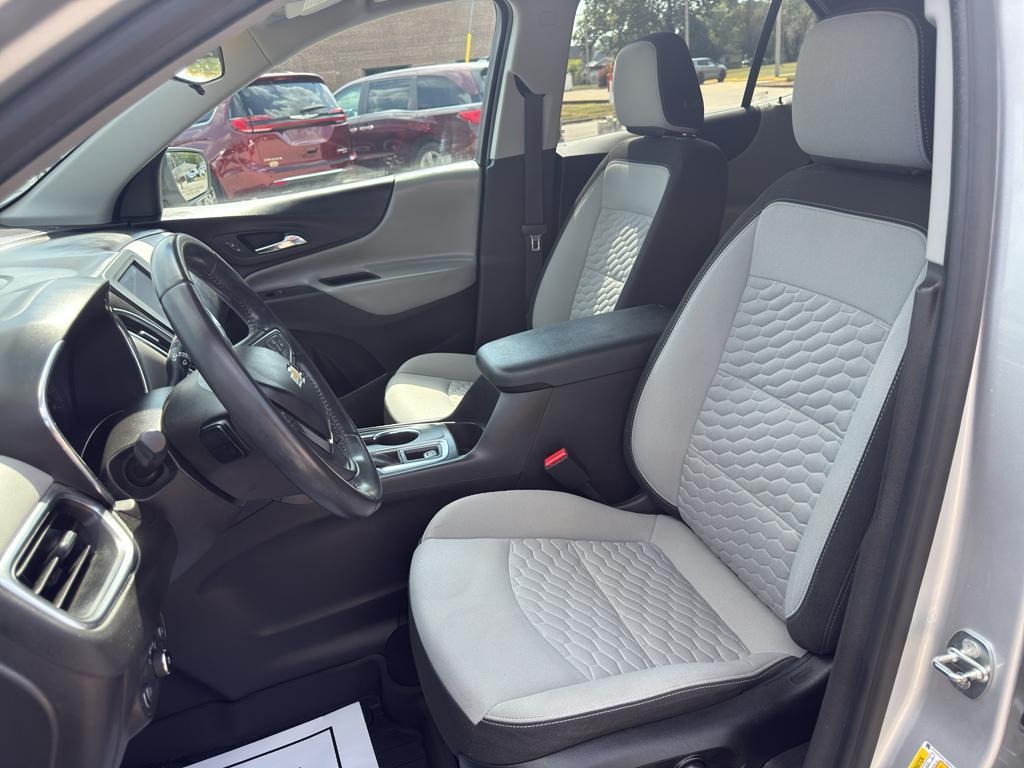 used 2021 Chevrolet Equinox car, priced at $21,900