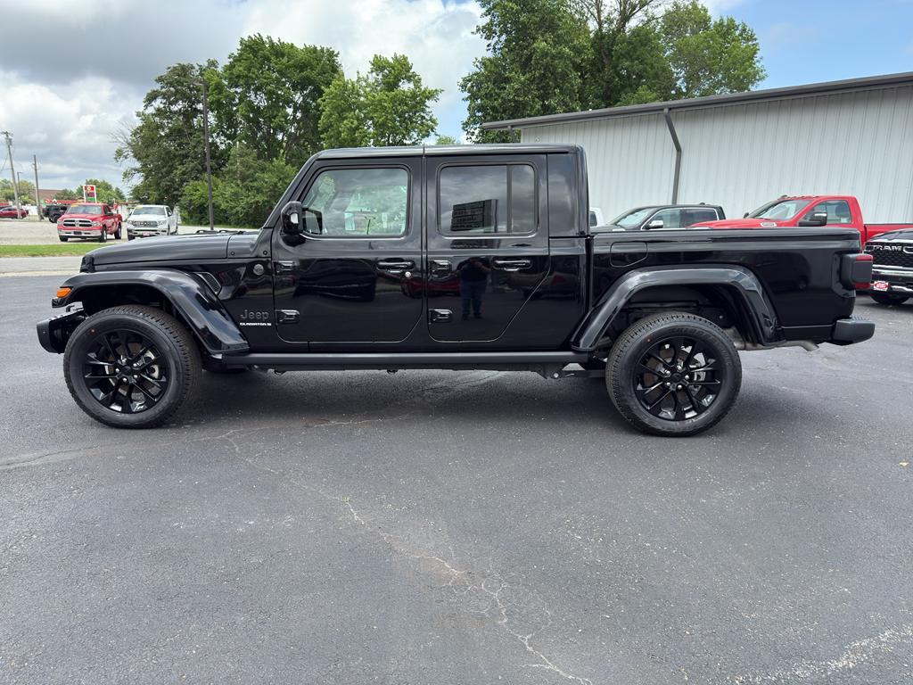 new 2023 Jeep Gladiator car, priced at $47,455