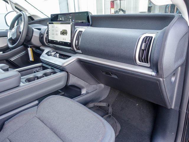new 2025 Ford Expedition Max car, priced at $67,751