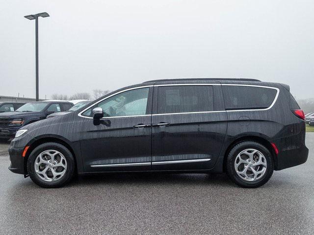 used 2023 Chrysler Pacifica car, priced at $30,986