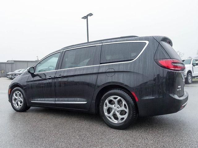 used 2023 Chrysler Pacifica car, priced at $30,986