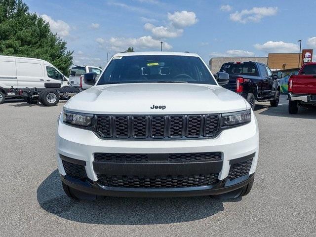 new 2024 Jeep Grand Cherokee L car, priced at $44,676