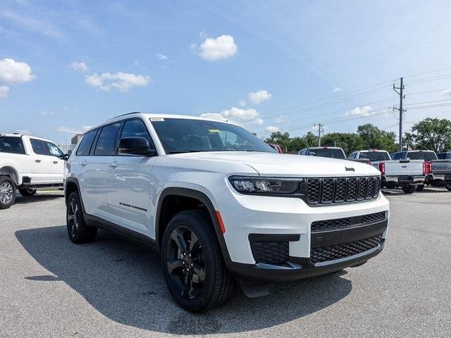 new 2024 Jeep Grand Cherokee L car, priced at $44,676