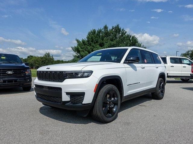 new 2024 Jeep Grand Cherokee L car, priced at $44,676