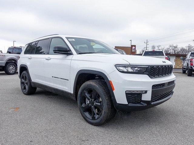 new 2025 Jeep Grand Cherokee L car, priced at $49,608