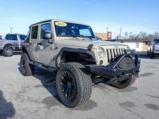 used 2016 Jeep Wrangler Unlimited car, priced at $18,592