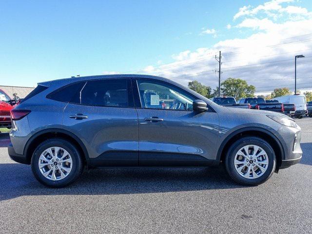 new 2025 Ford Escape car, priced at $25,478