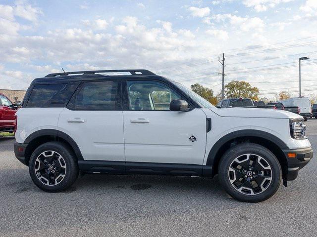 new 2024 Ford Bronco Sport car, priced at $33,348