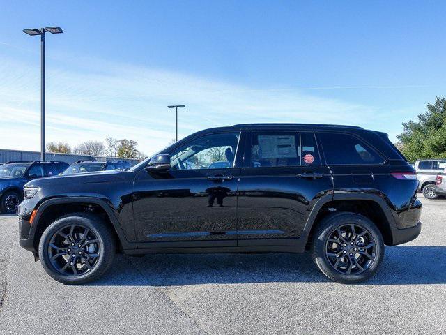 new 2025 Jeep Grand Cherokee car, priced at $48,681