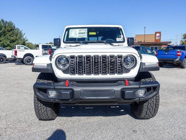 new 2025 Jeep Gladiator car, priced at $53,636