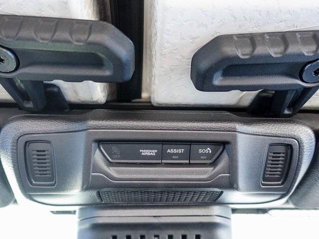 new 2025 Jeep Gladiator car, priced at $53,636