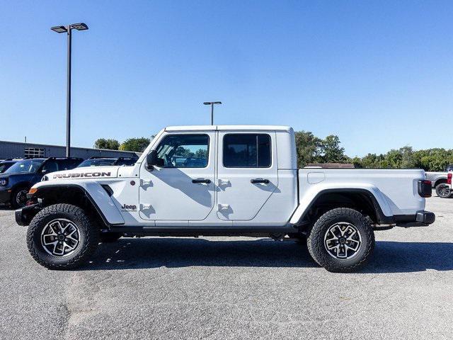new 2025 Jeep Gladiator car, priced at $53,636
