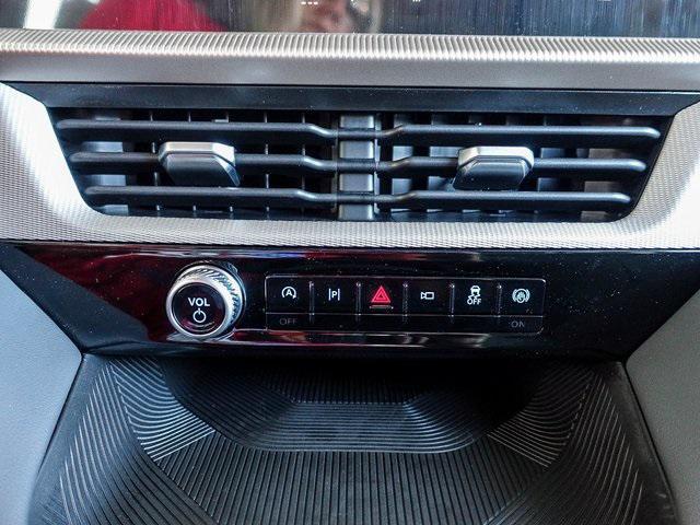 new 2025 Ford Explorer car, priced at $44,363