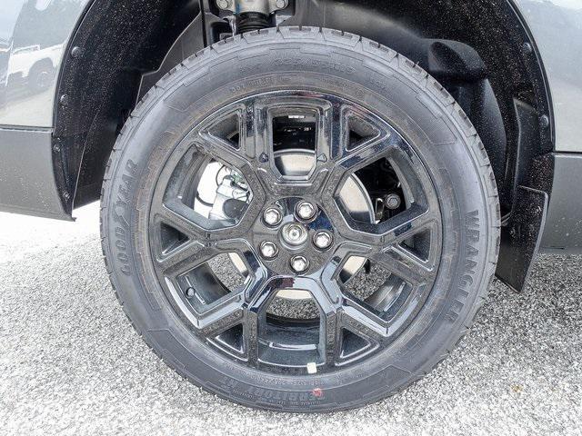 new 2025 Ford Maverick car, priced at $33,950