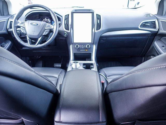 used 2024 Ford Edge car, priced at $25,394