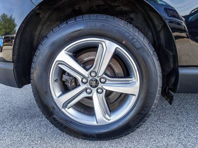 used 2024 Ford Edge car, priced at $26,294