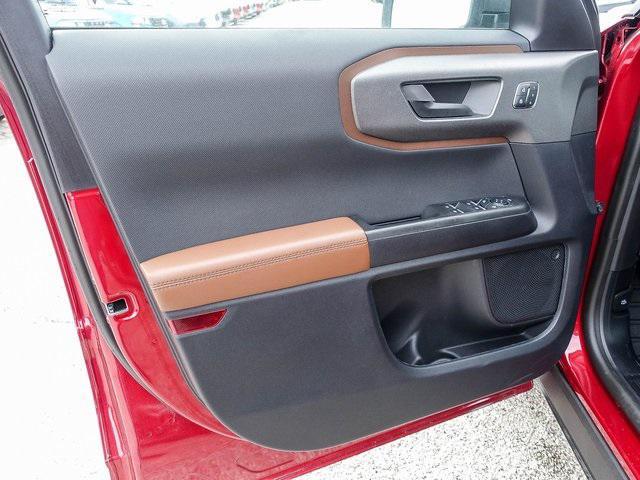 new 2025 Ford Bronco Sport car, priced at $33,498