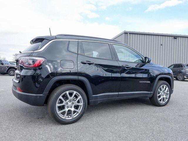 new 2024 Jeep Compass car, priced at $31,492