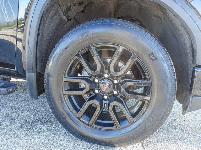 used 2022 GMC Sierra 1500 car, priced at $40,440