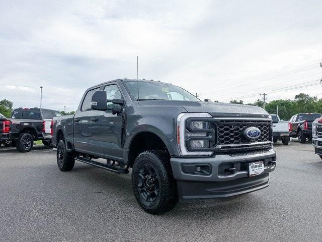 new 2024 Ford F-250 car, priced at $58,573