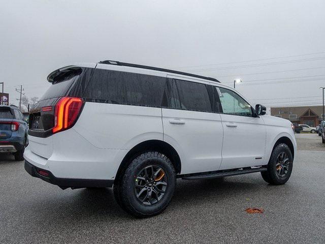 new 2025 Ford Expedition car, priced at $83,945