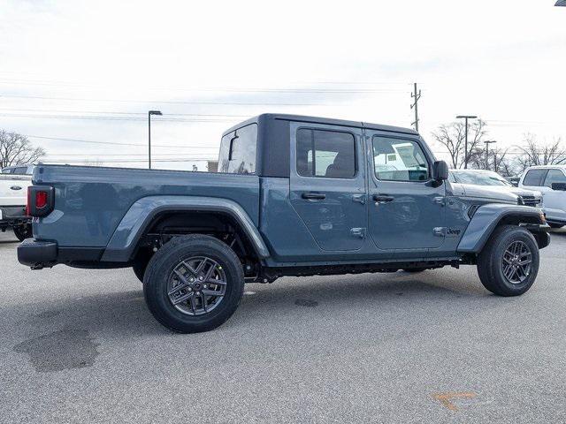 new 2025 Jeep Gladiator car, priced at $46,767