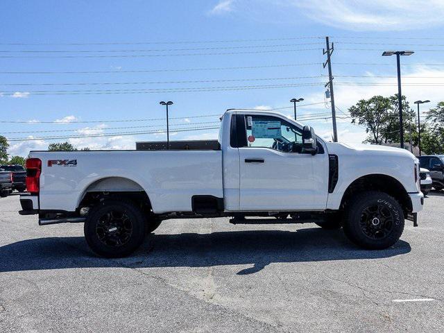 new 2025 Ford F-250 car, priced at $52,301