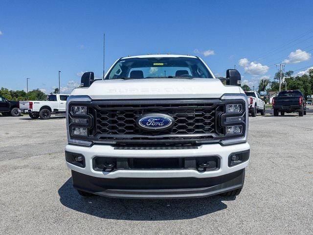 new 2025 Ford F-250 car, priced at $52,301