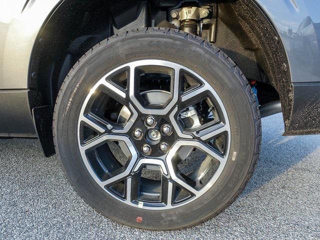 new 2025 Ford Maverick car, priced at $38,631