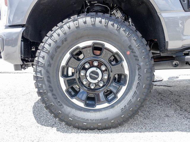 new 2025 Ford F-250 car, priced at $71,935